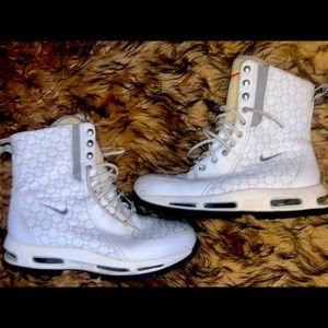 Nike ACG’s 9.5 Women’s